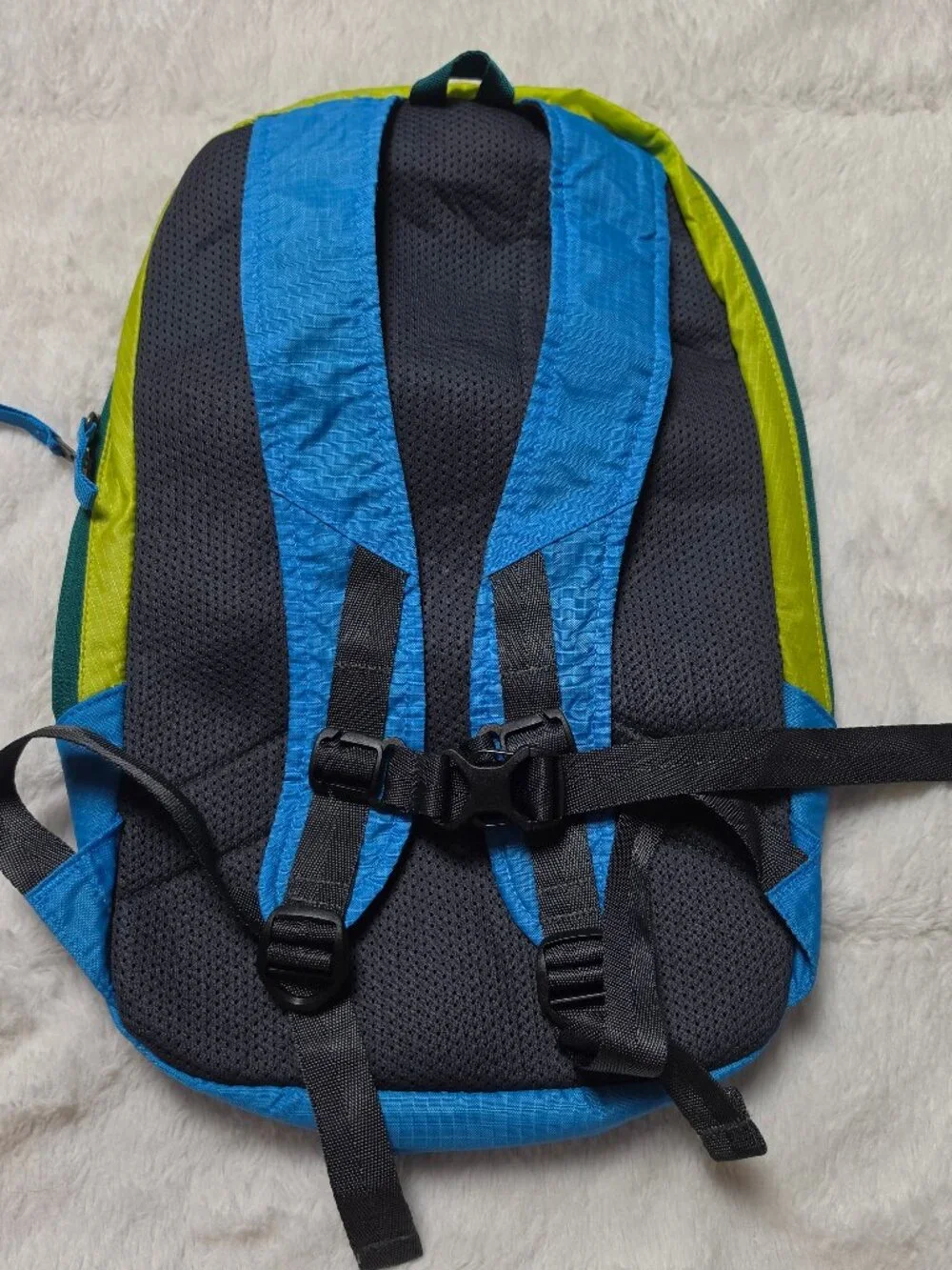 Patagonia Kids Lightweight Pack 15L Chartreuse Green Blue Backpack 48075 FA15